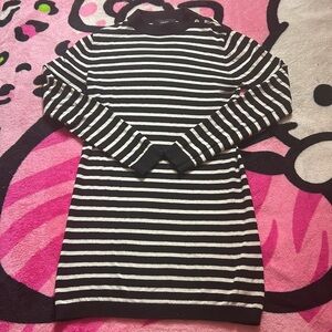 Forever 21 Black And White Striped Long Sleeved Dress